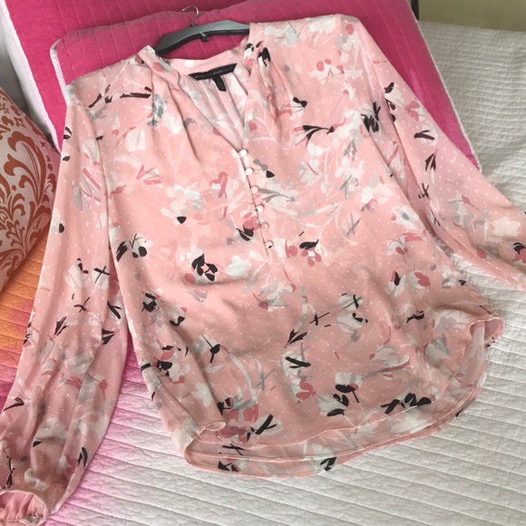 White House Black Market Tops - White House Black Market Floral Pink Blouse